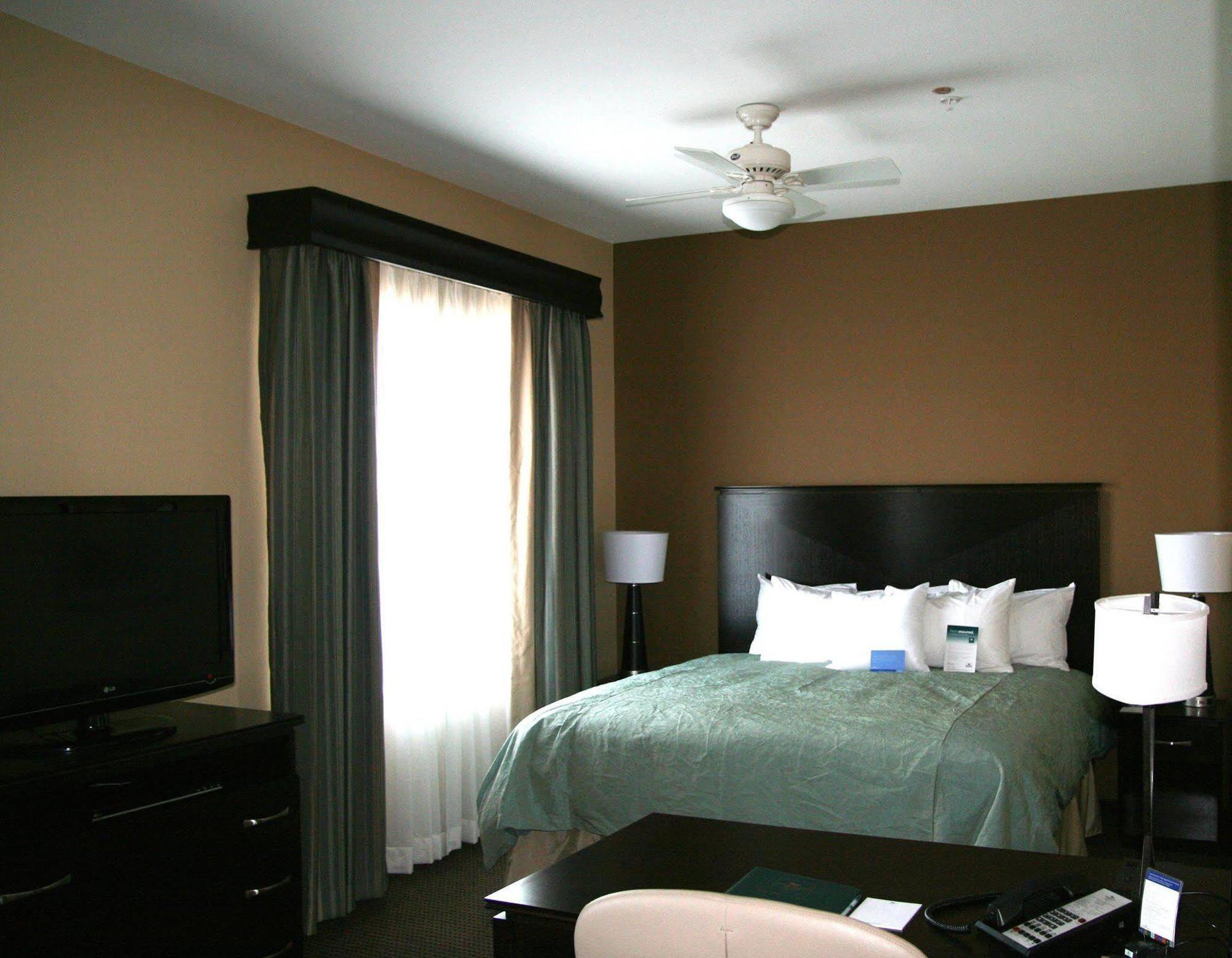 Homewood Suites By Hilton Phoenix Chandler Fashion Center Room photo